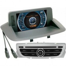 Штатная магнитола Renault Fluence